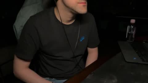 91stefisexy91 online show from April 10, 8:57 pm