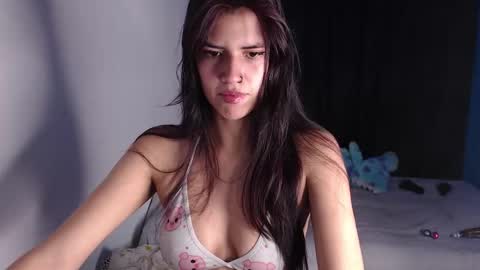 Snapshot of 9sophie_rosse chatting on October 8, 10:38 pm sofi 3 online show from October 8, 10:38 pm