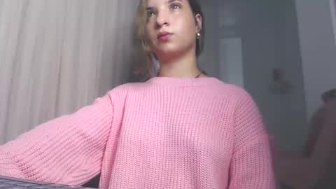 _abrill_20 online show from March 5, 4:43 am