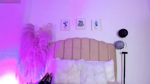 _aithanaa_ online show from March 26, 7:19 pm