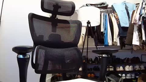 _alec__ online show from December 15, 5:20 pm