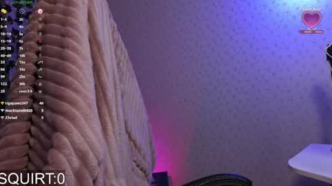 Snapshot of _aleksa chatting on February 10, 7:36 am Alexa online show from February 10, 7:36 am