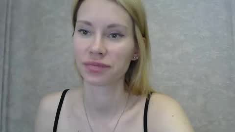 _alex1819 online show from May 15, 7:50 am