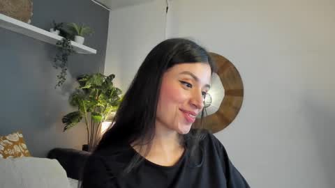 Snapshot of _aliice_1 chatting on February 14, 10:58 pm Alice online show from February 14, 10:58 pm