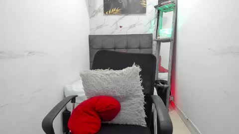 _ana_ebony online show from December 22, 1:29 pm