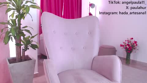 Paula online show from March 5, 6:45 pm