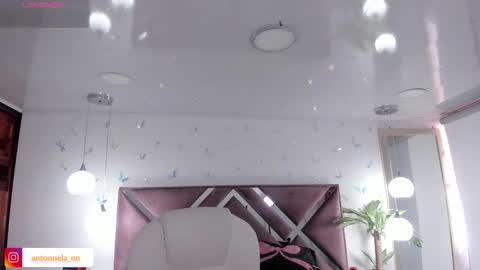 antonnela online show from December 17, 3:41 pm