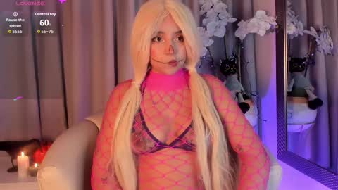   online show from October 3, 5:38 am