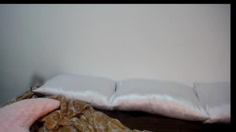 atenea online show from February 8, 11:55 pm