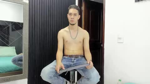 _axel_09 online show from May 1, 3:55 am
