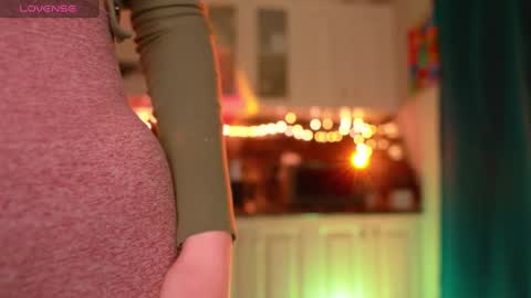 Olivia online show from December 4, 2:36 am