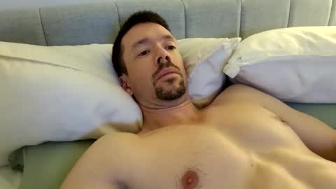 _b_h_c_ online show from December 4, 6:13 am