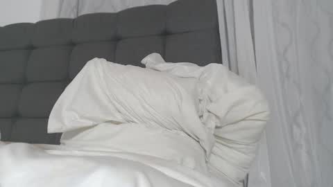 Sara Velez INSTAGRAM  beautysara follow me baby online show from March 27, 8:26 am