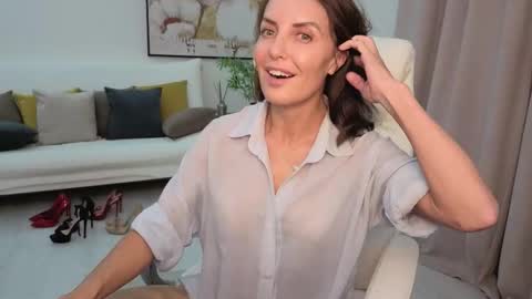 Beylly online show from September 16, 2:20 pm