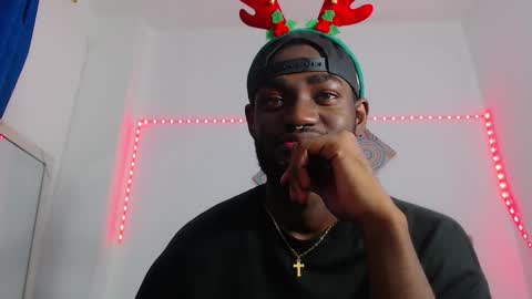 Andrew online show from December 3, 6:30 pm