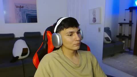 B L A K E online show from February 12, 8:06 am