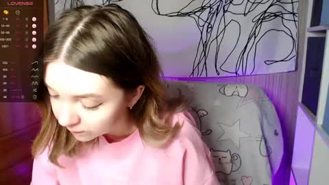Elizabeth online show from May 31, 10:25 am