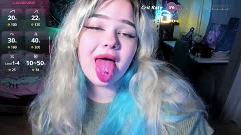 _candym1lky_ online show from January 18, 8:01 am