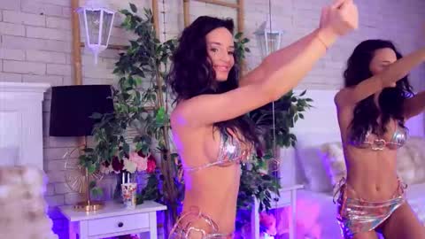 _carlawhite_ online show from March 16, 5:21 am