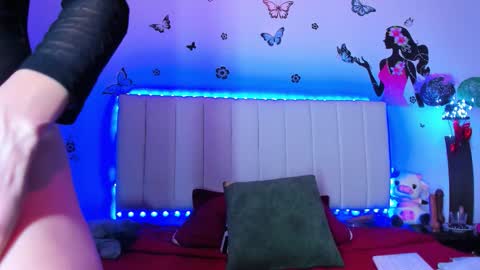 Carolina  online show from February 10, 9:45 am