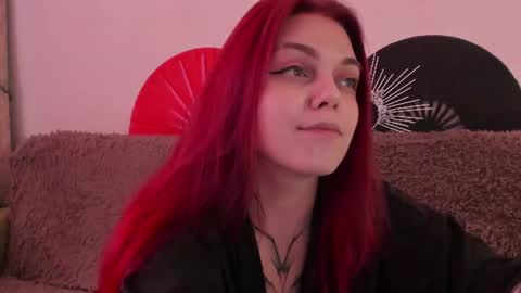 Caroline online show from August 5, 1:08 pm