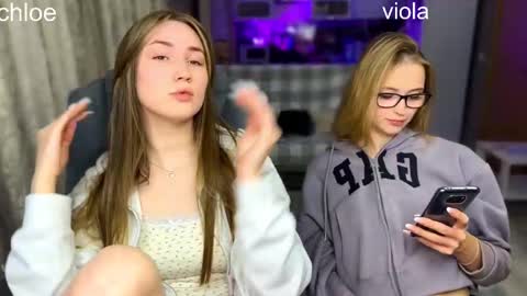 Snapshot of _chloe_miller_ chatting on September 28, 7:23 pm _chloe_miller_ online show from September 28, 7:23 pm