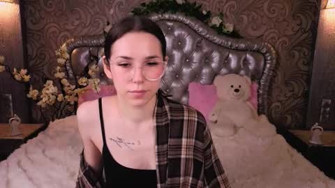 Cindy . online show from February 17, 5:39 am