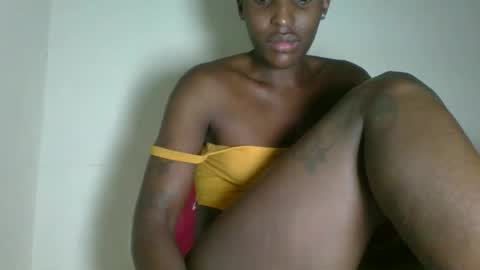 clara online show from April 8, 9:01 am