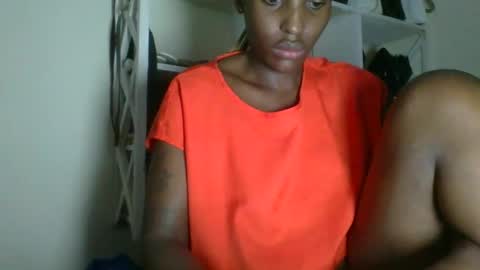 clara online show from April 11, 7:45 am