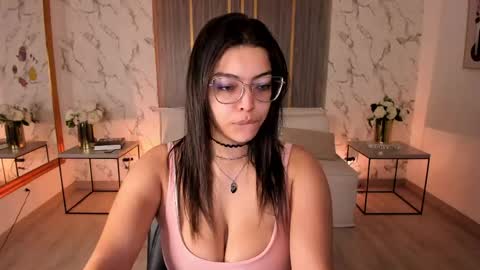 Abril online show from April 21, 1:40 pm