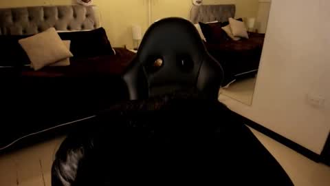 Dulcinea online show from October 15, 10:49 am