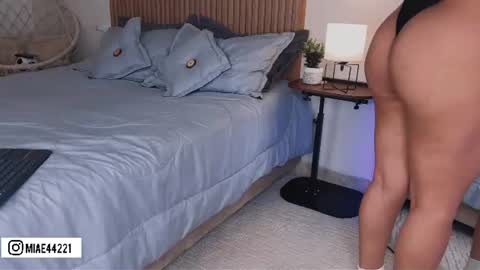 Emma and Tonny online show from June 18, 1:49 pm