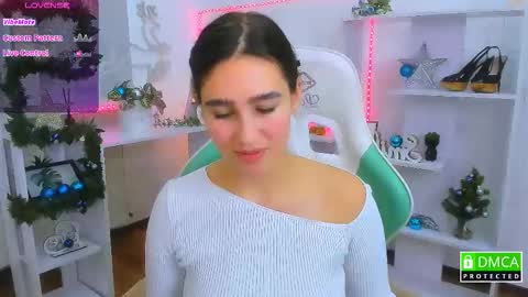 Lizzy  online show from December 21, 10:38 pm