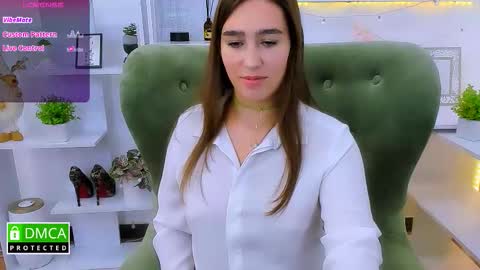 Lizzy  online show from September 27, 9:01 pm