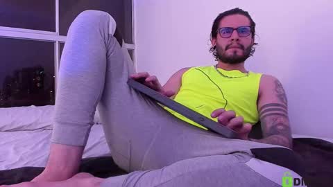  -         online show from October 2, 1:04 am