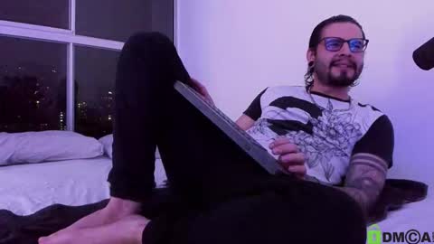  -         online show from November 16, 12:45 am