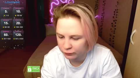 chloue and Gretta online show from February 27, 4:32 pm