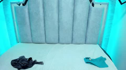 Emily  online show from October 4, 1:42 pm