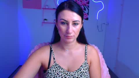 Emma online show from November 1, 12:59 pm