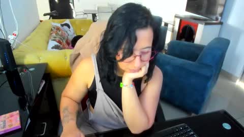 Emma online show from January 30, 6:00 pm