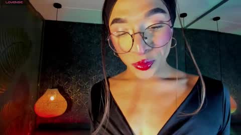 Emma online show from February 16, 8:01 am