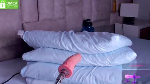 _eris_rose online show from October 20, 9:09 pm