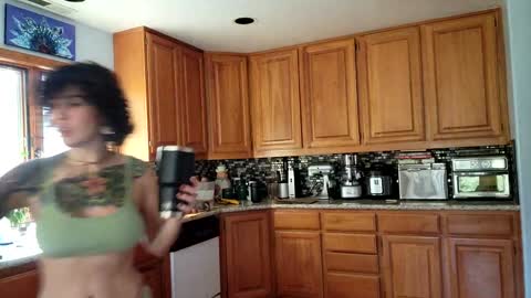 Frankie Rivers allmylinks  online show from March 6, 10:58 pm