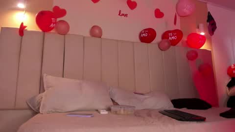 Frida online show from February 18, 1:00 pm