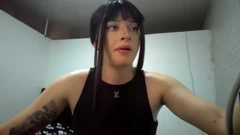 Mia-foster online show from August 3, 9:21 pm