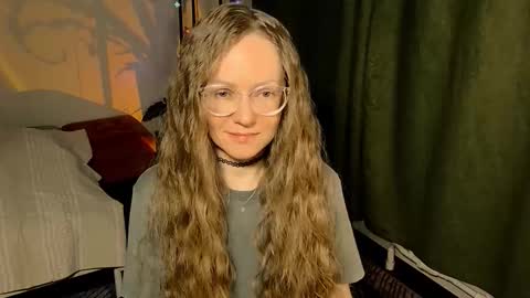 _goldilocks__ online show from October 8, 4:46 pm