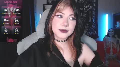 Tori online show from November 20, 10:25 am