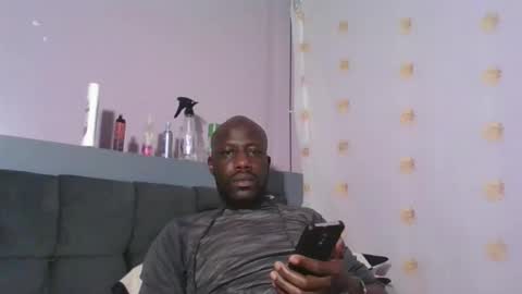 _hairlyboy online show from January 6, 9:30 pm