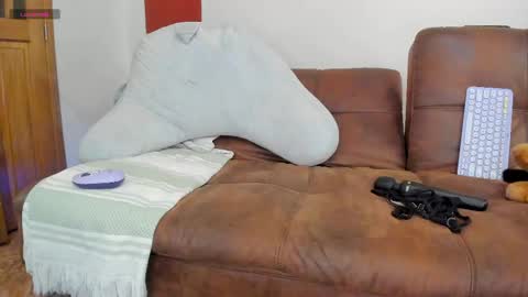 _hottie__ online show from June 2, 10:56 pm