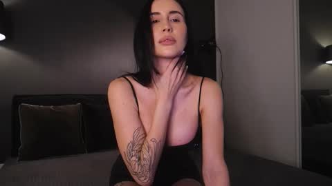 Mary online show from February 1, 5:43 pm